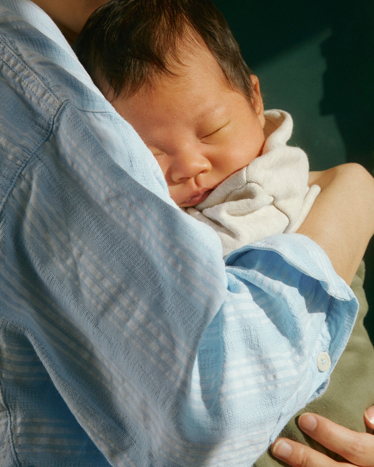 A guide to colic in babies: Understanding the gut connection